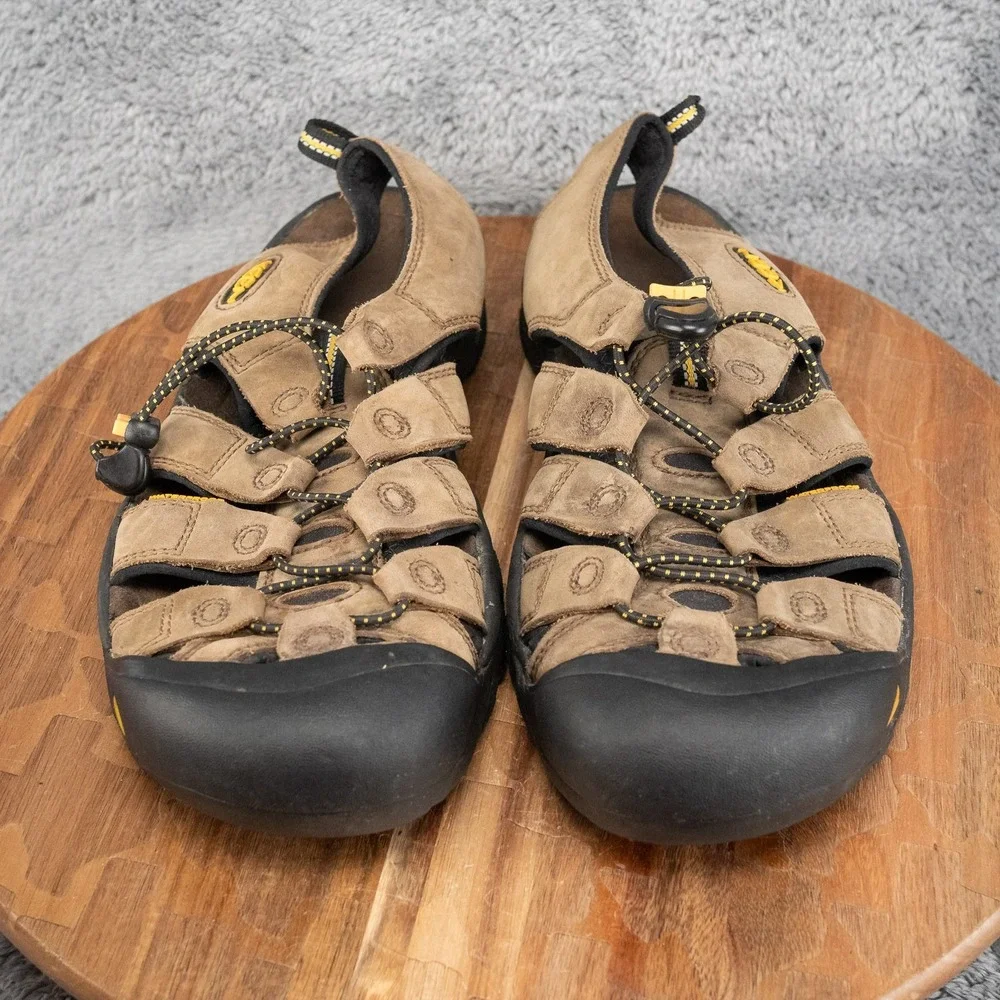 KEEN Newport H2 Sandals Mens 11 Brown Good Waterproof Leather Hiking Shoes